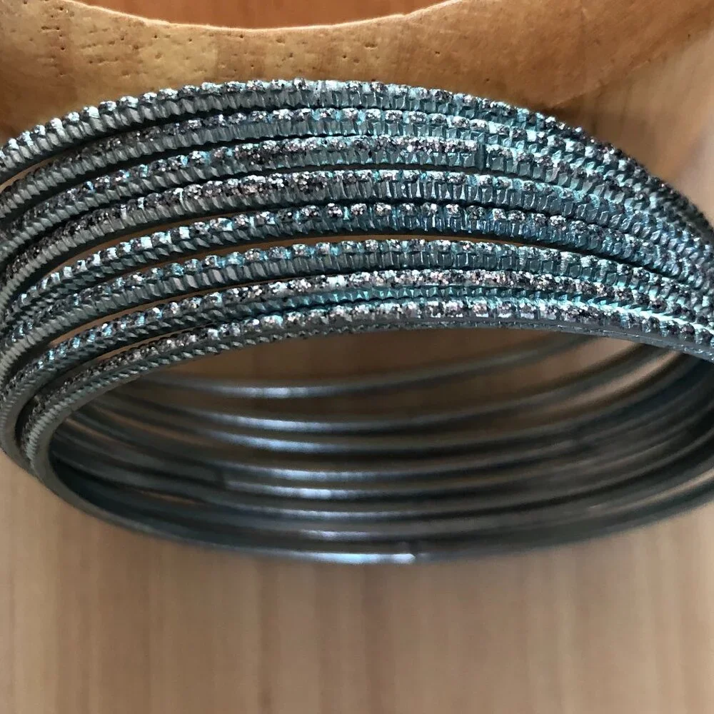 Bangle Metal Bracelets Vintage Metallic Blue, Black, Silver   Size Small - Picture 10 of 11